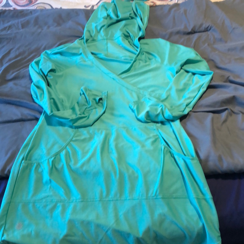 Athleta swim suit coverup